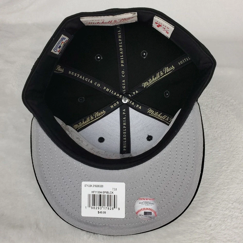 Seattle‎ Pilots Mitchell & Ness MLB Fitted 7 3/8 Flatbill Cap Hat 3D Logo NWT